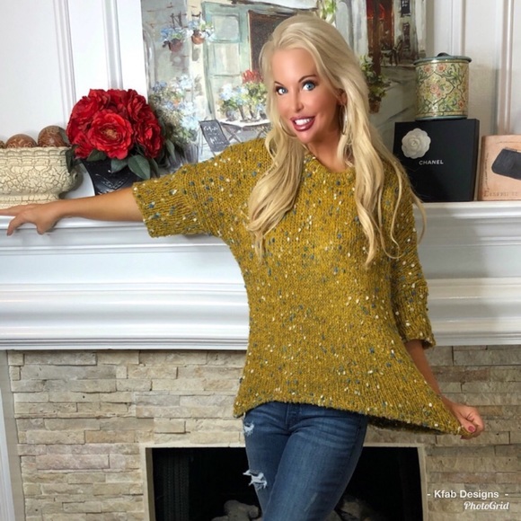 ❤️LAST 1! Short Sleeve Oversized Confetti Sweater! - Picture 6 of 7